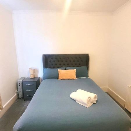 Two Bedroom Flat In London Luaran gambar